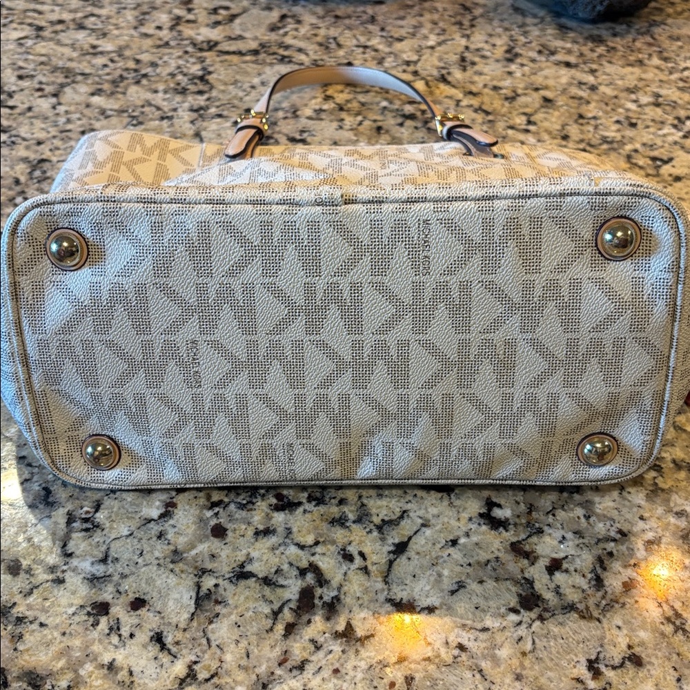 Michael Kors Monogram Tote - Picture 9 of 12